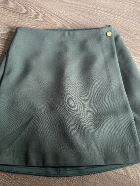 Babaton (Aritzia) Wrap Mini Skirt – Forest Green, Size 8